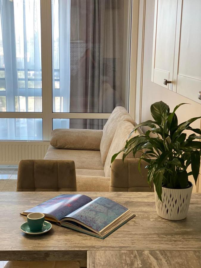 Luxury Apartment Near Metro Station Osokorky Kiev Luaran gambar