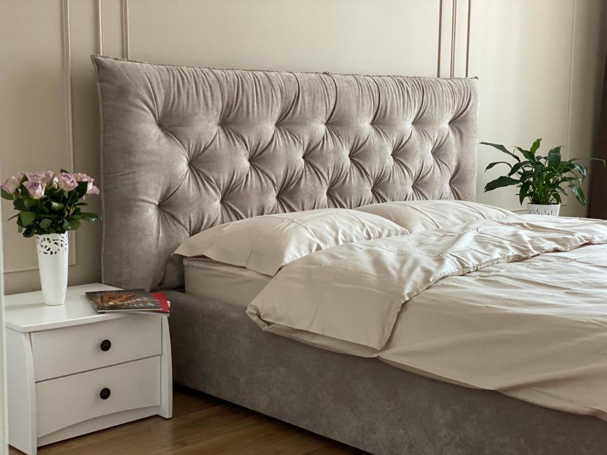 Luxury Apartment Near Metro Station Osokorky Kiev Luaran gambar