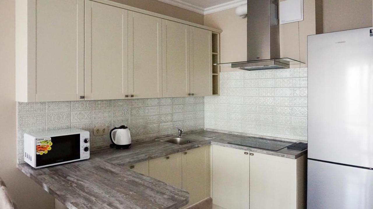 Luxury Apartment Near Metro Station Osokorky Kiev Luaran gambar