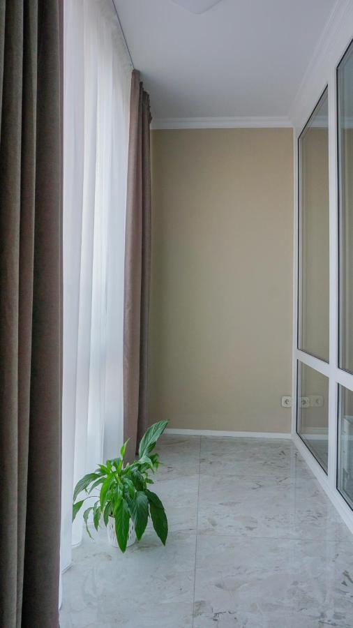 Luxury Apartment Near Metro Station Osokorky Kiev Luaran gambar