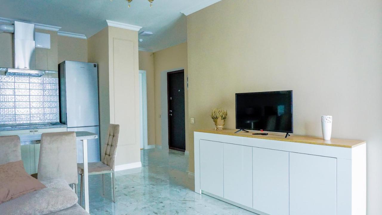 Luxury Apartment Near Metro Station Osokorky Kiev Luaran gambar