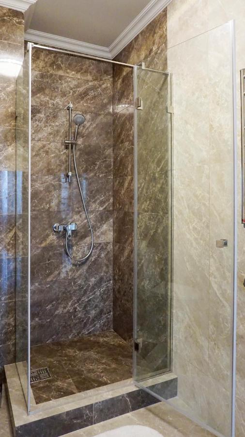 Luxury Apartment Near Metro Station Osokorky Kiev Luaran gambar