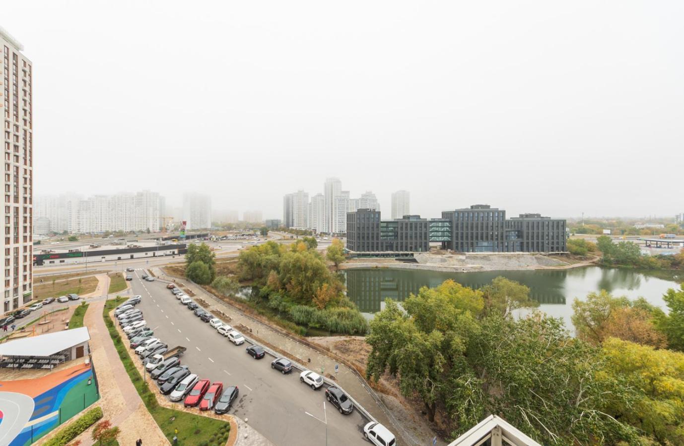 Luxury Apartment Near Metro Station Osokorky Kiev Luaran gambar