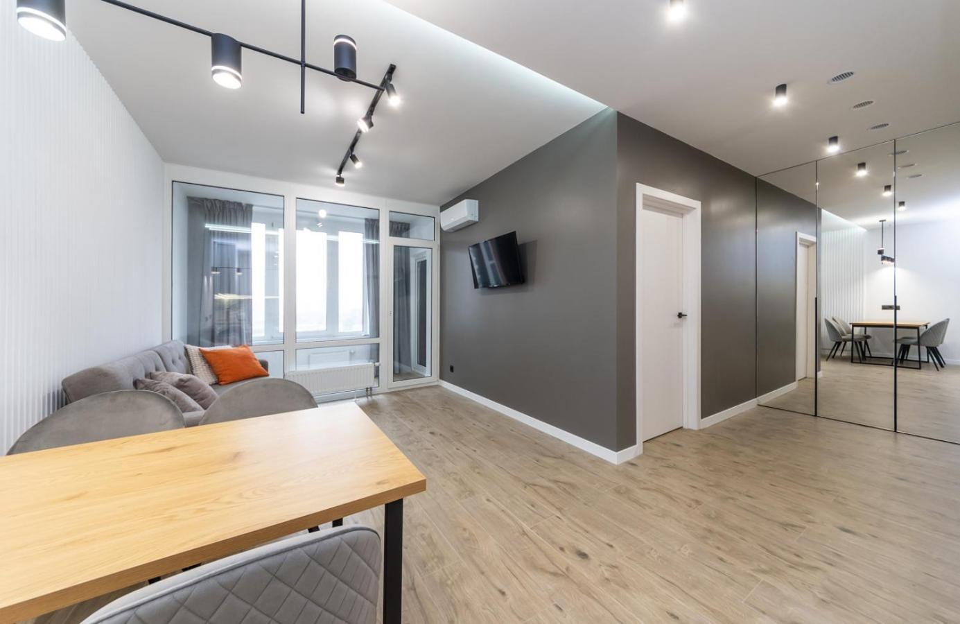 Luxury Apartment Near Metro Station Osokorky Kiev Luaran gambar